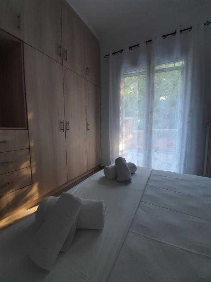 Eleana'S Apartments Гувия Екстериор снимка