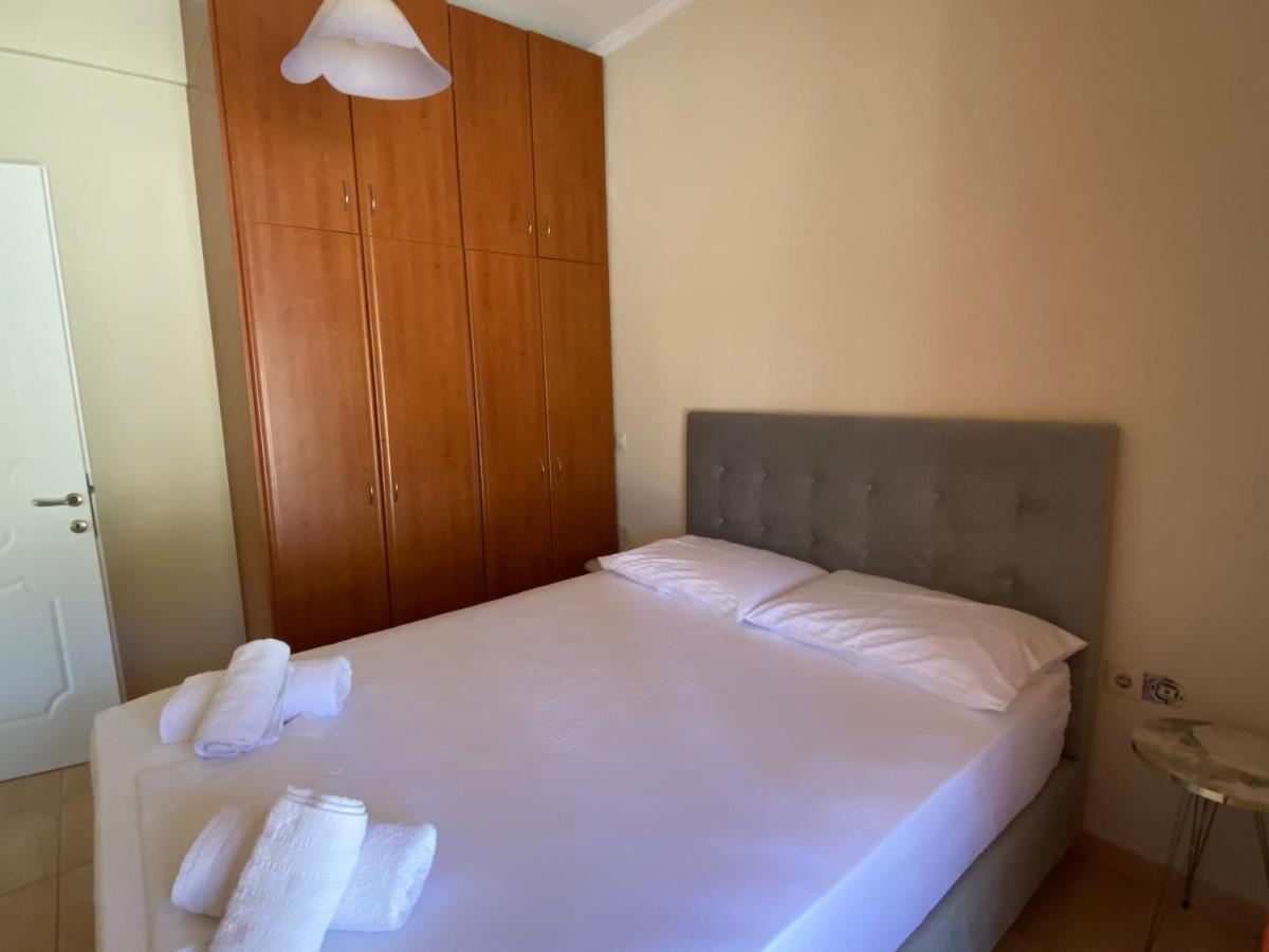 Eleana'S Apartments Гувия Екстериор снимка